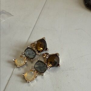 Anne Klein clip on stone earrings NWOT